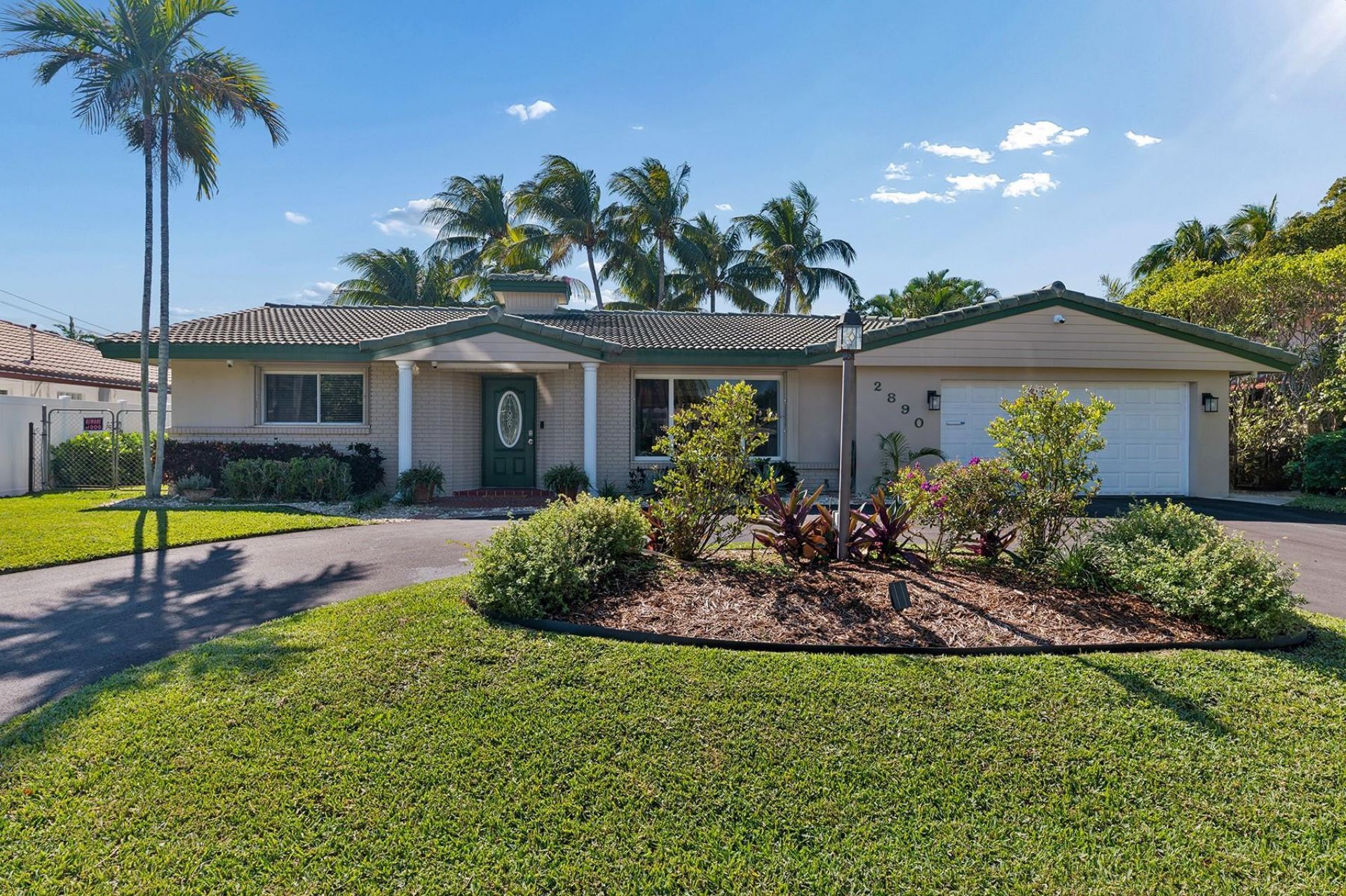 2890 NE 23rd Street, Pompano Beach, FL 33062 Photo