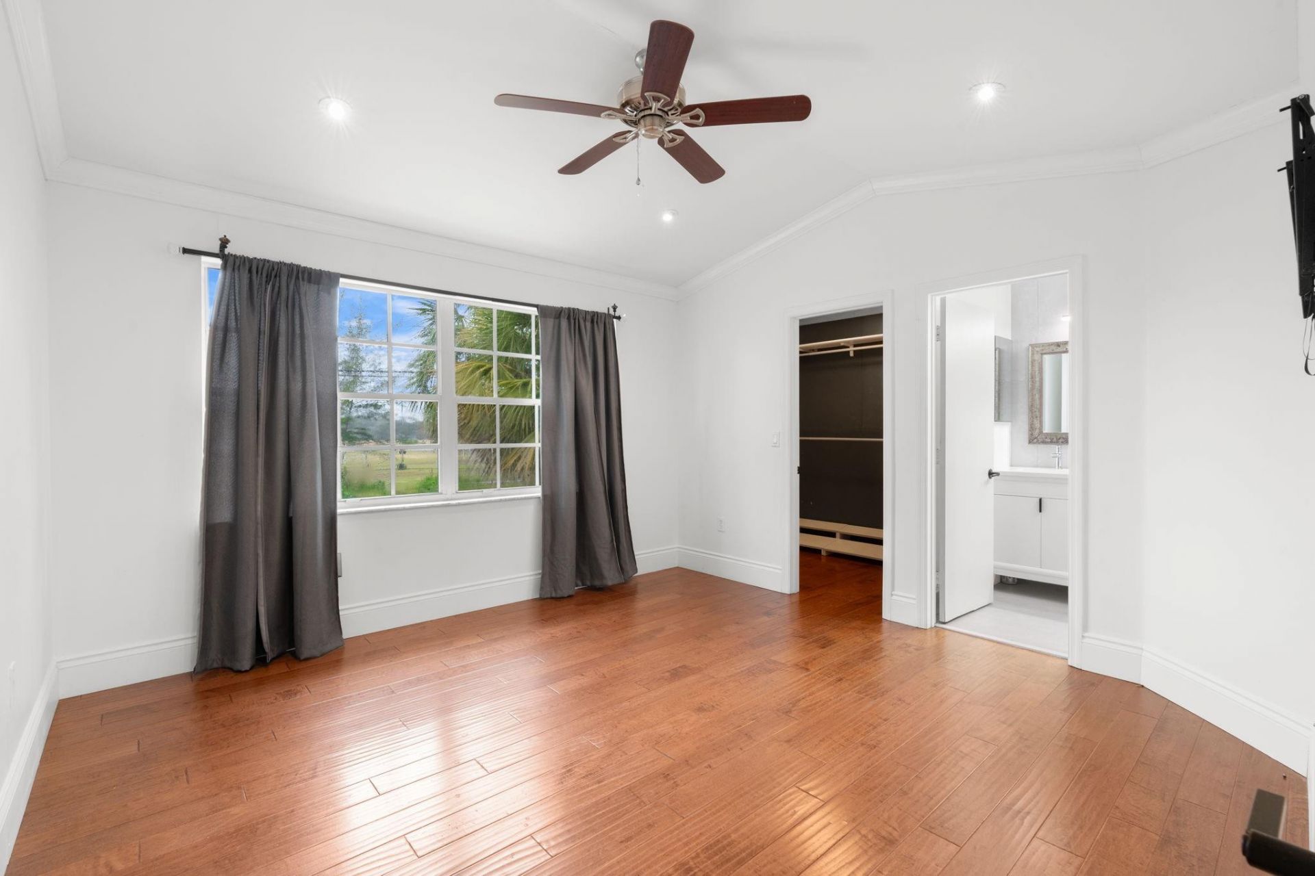 2640 NW 80th Ave, Margate, FL 33063 Photo