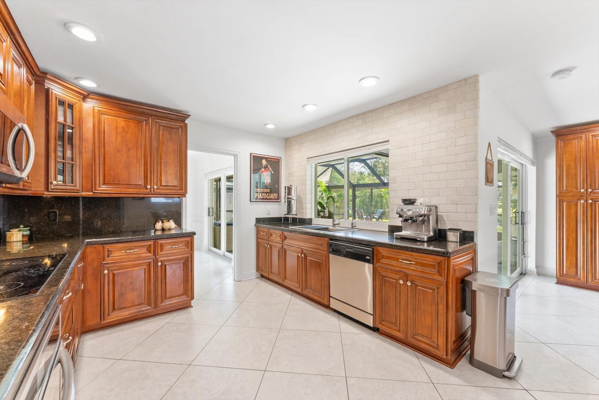 8264 Shadow Wood Boulevard, Coral Springs, FL 33071 Photo