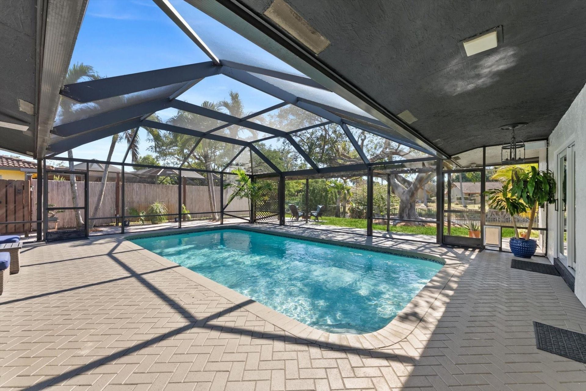 8264 Shadow Wood Boulevard, Coral Springs, FL 33071 Photo