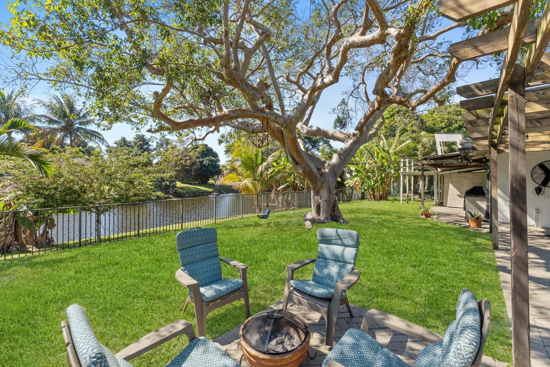 8264 Shadow Wood Boulevard, Coral Springs, FL 33071 Photo