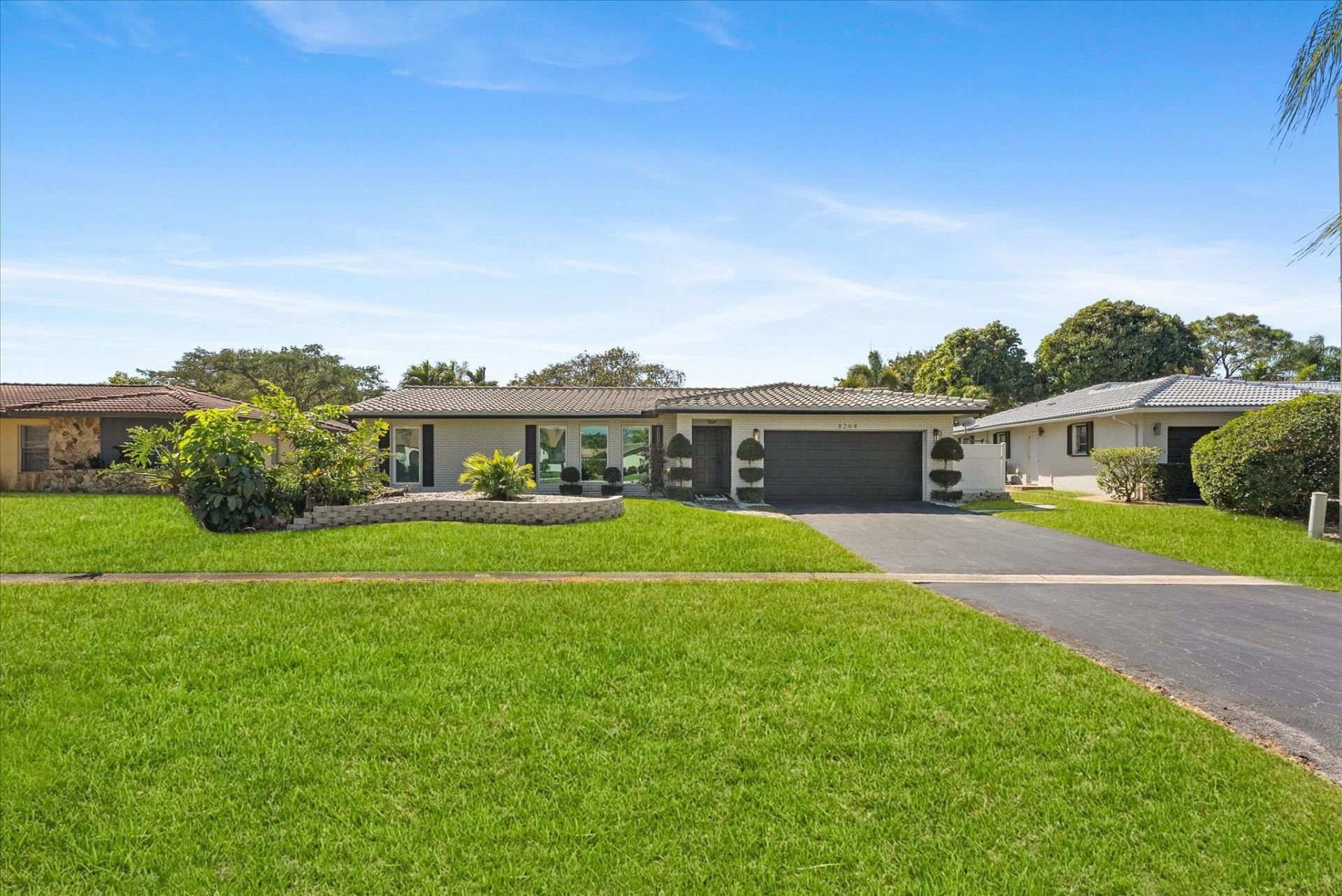 8264 Shadow Wood Boulevard, Coral Springs, FL 33071 Photo