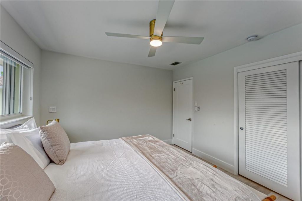 1984 Sailfish Place, Lauderdale by the Sea, FL 33062 Photo