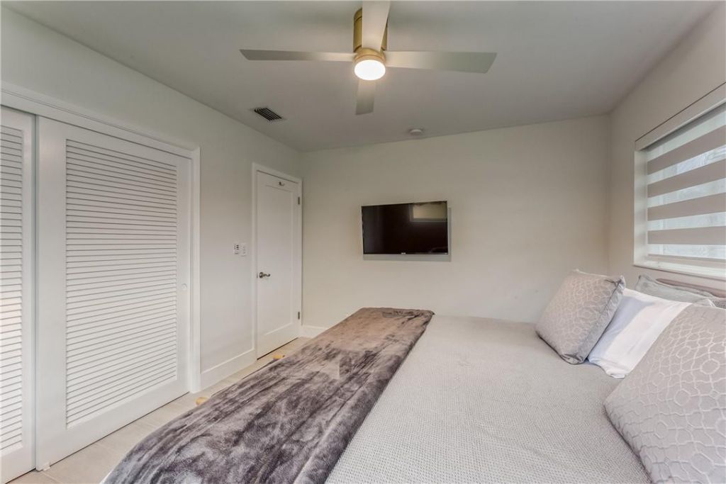 1984 Sailfish Place, Lauderdale by the Sea, FL 33062 Photo