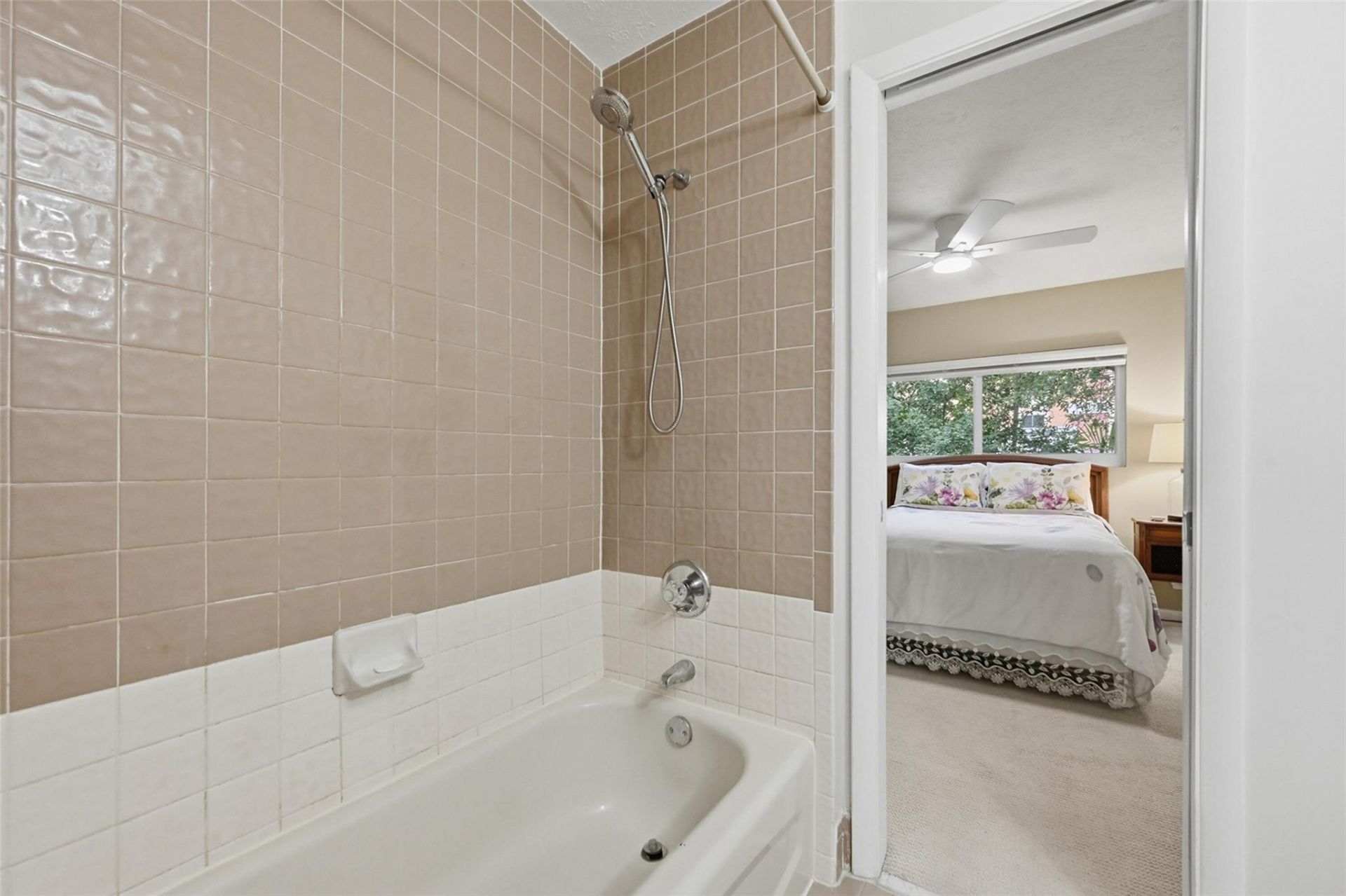 705 NE 1st Street, Unit 2, Fort Lauderdale, FL 33301 Photo