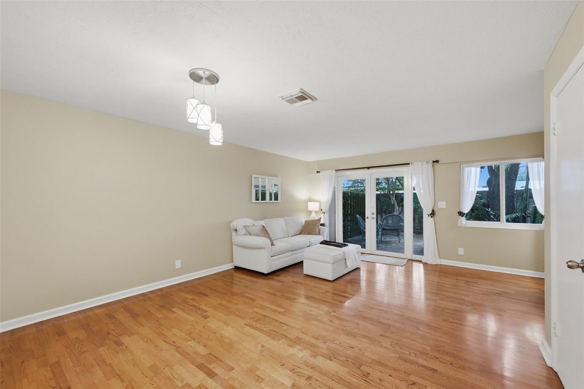 705 NE 1st Street, Unit 2, Fort Lauderdale, FL 33301 Photo