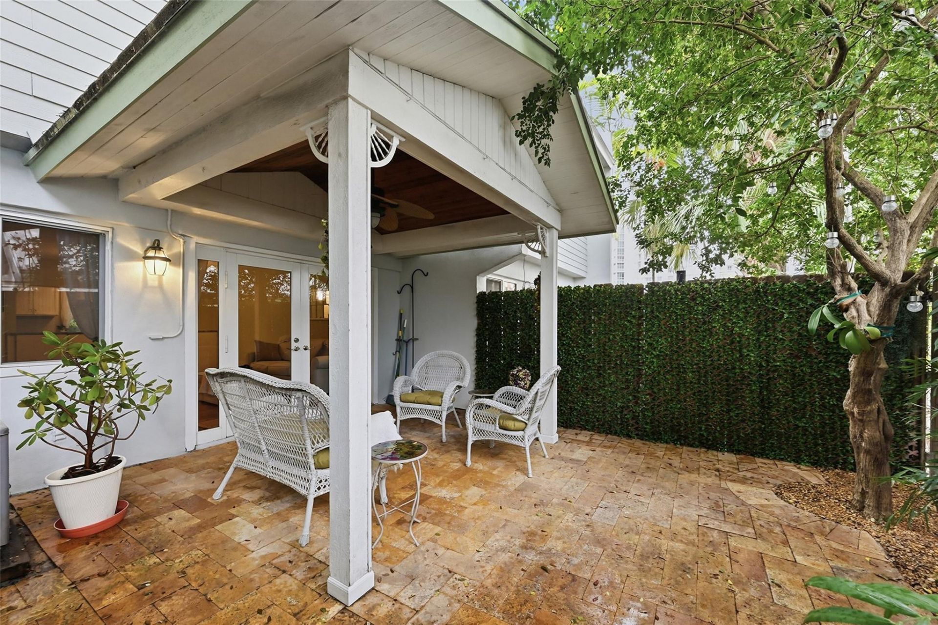 705 NE 1st Street, Unit 2, Fort Lauderdale, FL 33301 Photo