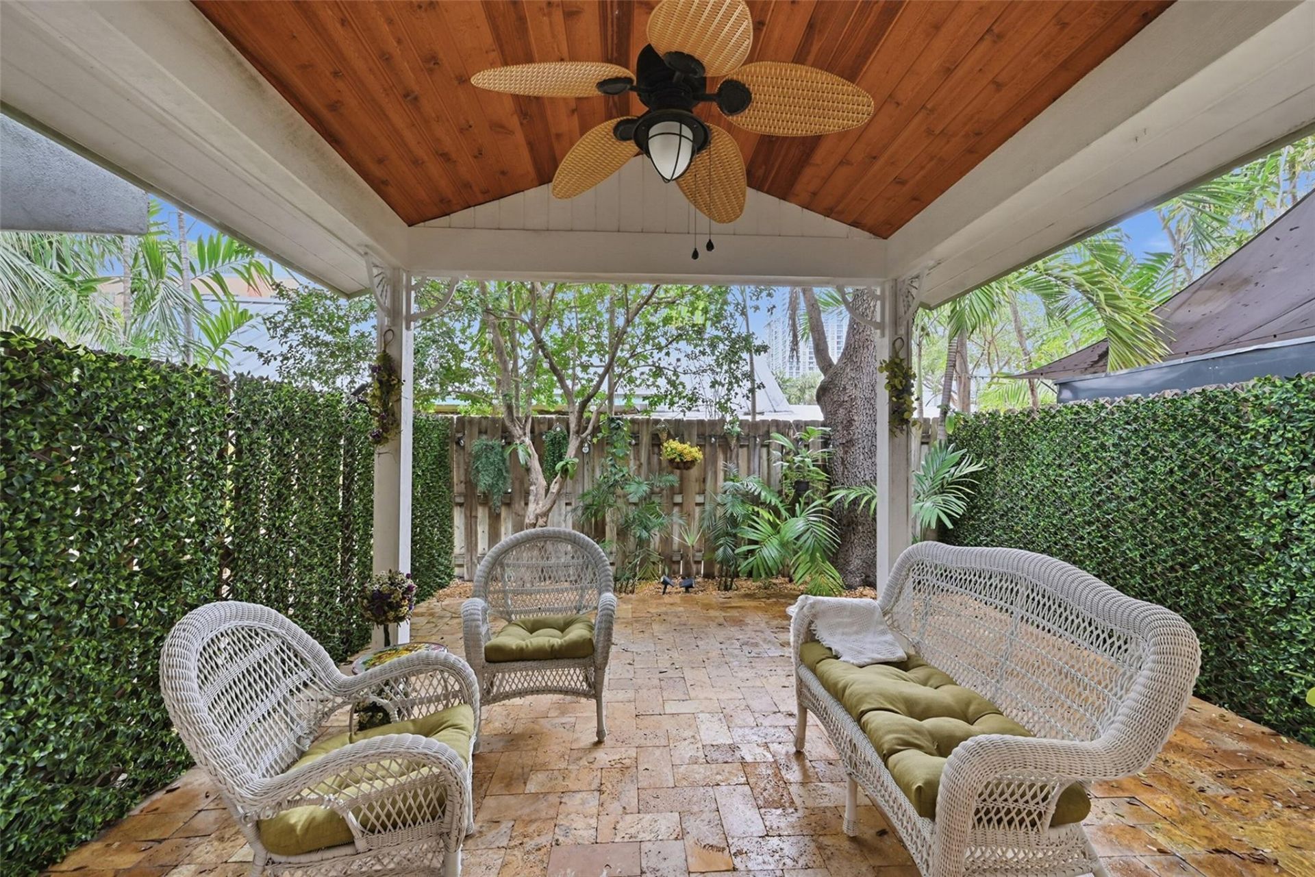 705 NE 1st Street, Unit 2, Fort Lauderdale, FL 33301 Photo