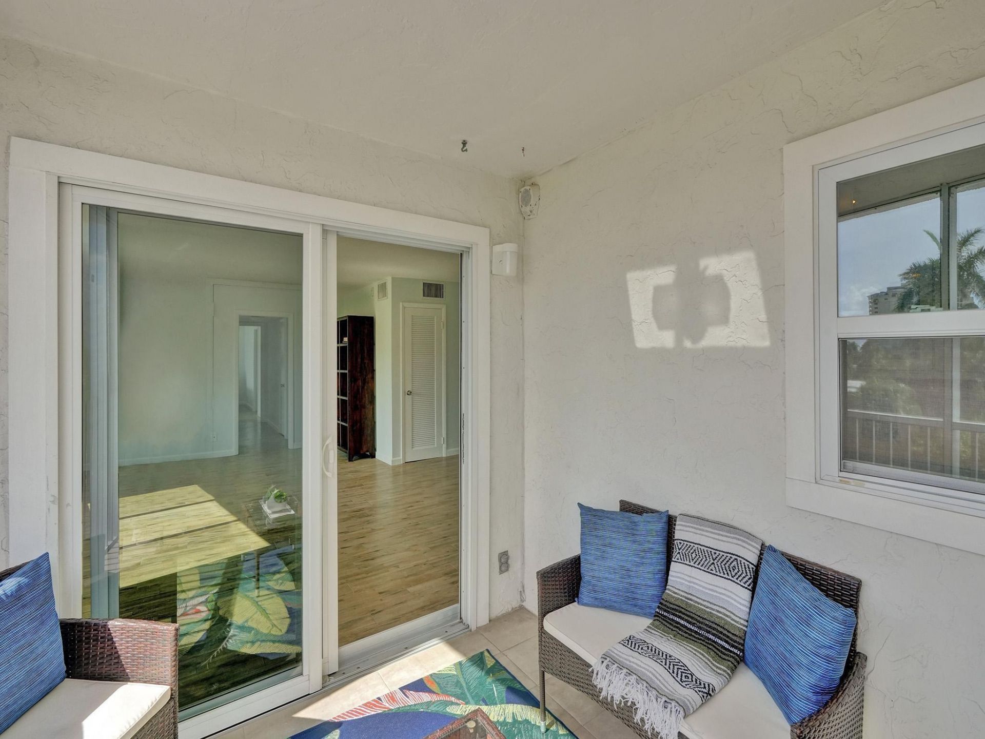 720 Bayshore Drive, Unit 302, Fort Lauderdale, FL 33304 Photo