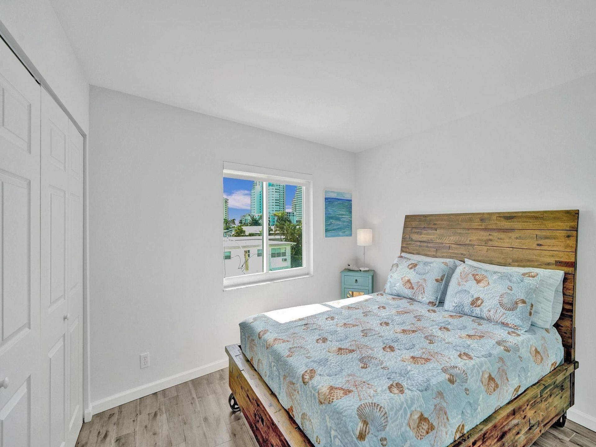 720 Bayshore Drive, Unit 302, Fort Lauderdale, FL 33304 Photo