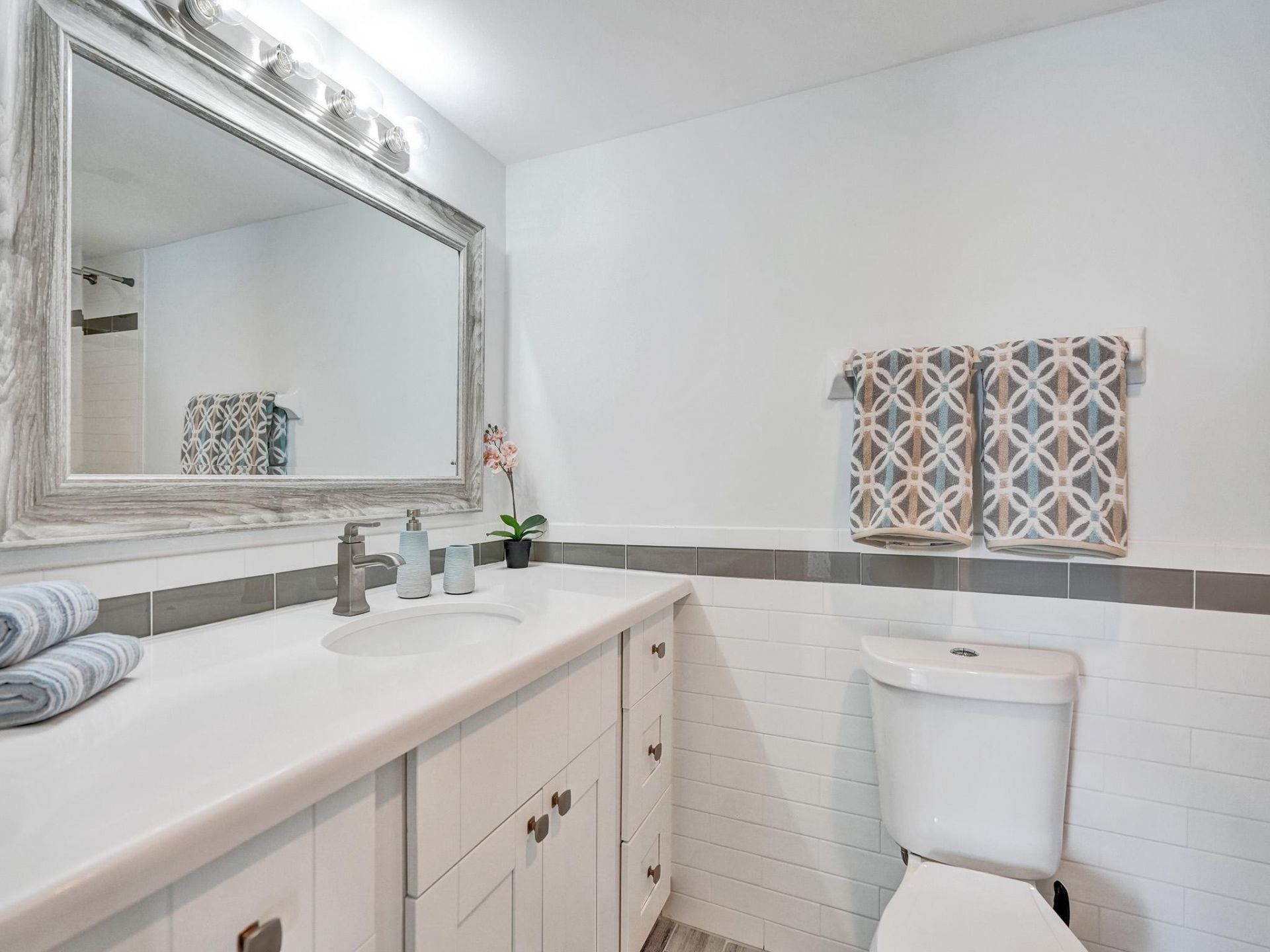 720 Bayshore Drive, Unit 302, Fort Lauderdale, FL 33304 Photo