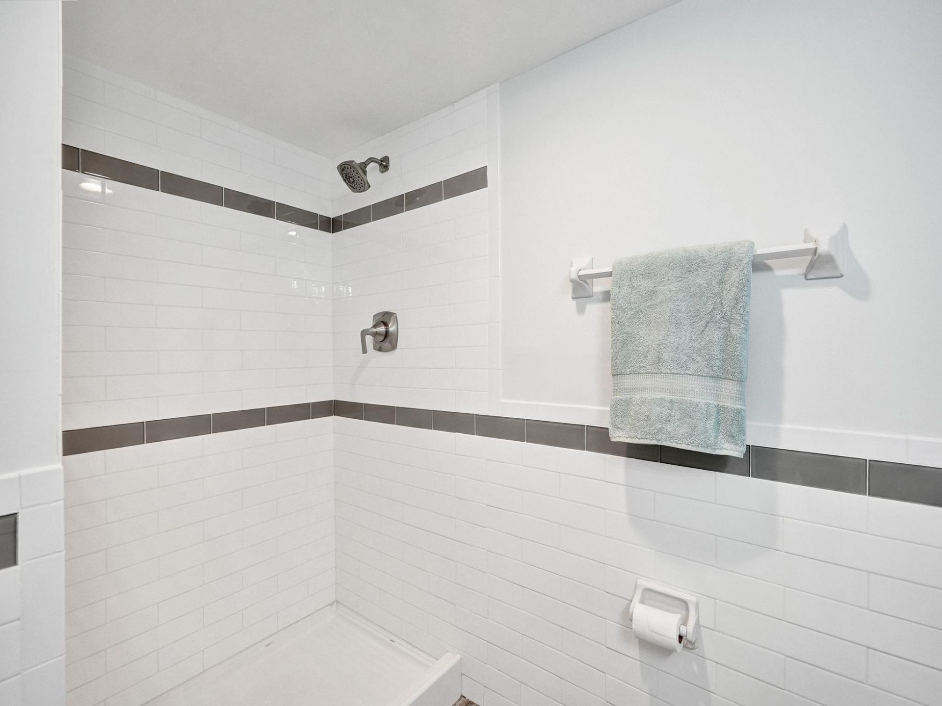 720 Bayshore Drive, Unit 302, Fort Lauderdale, FL 33304 Photo