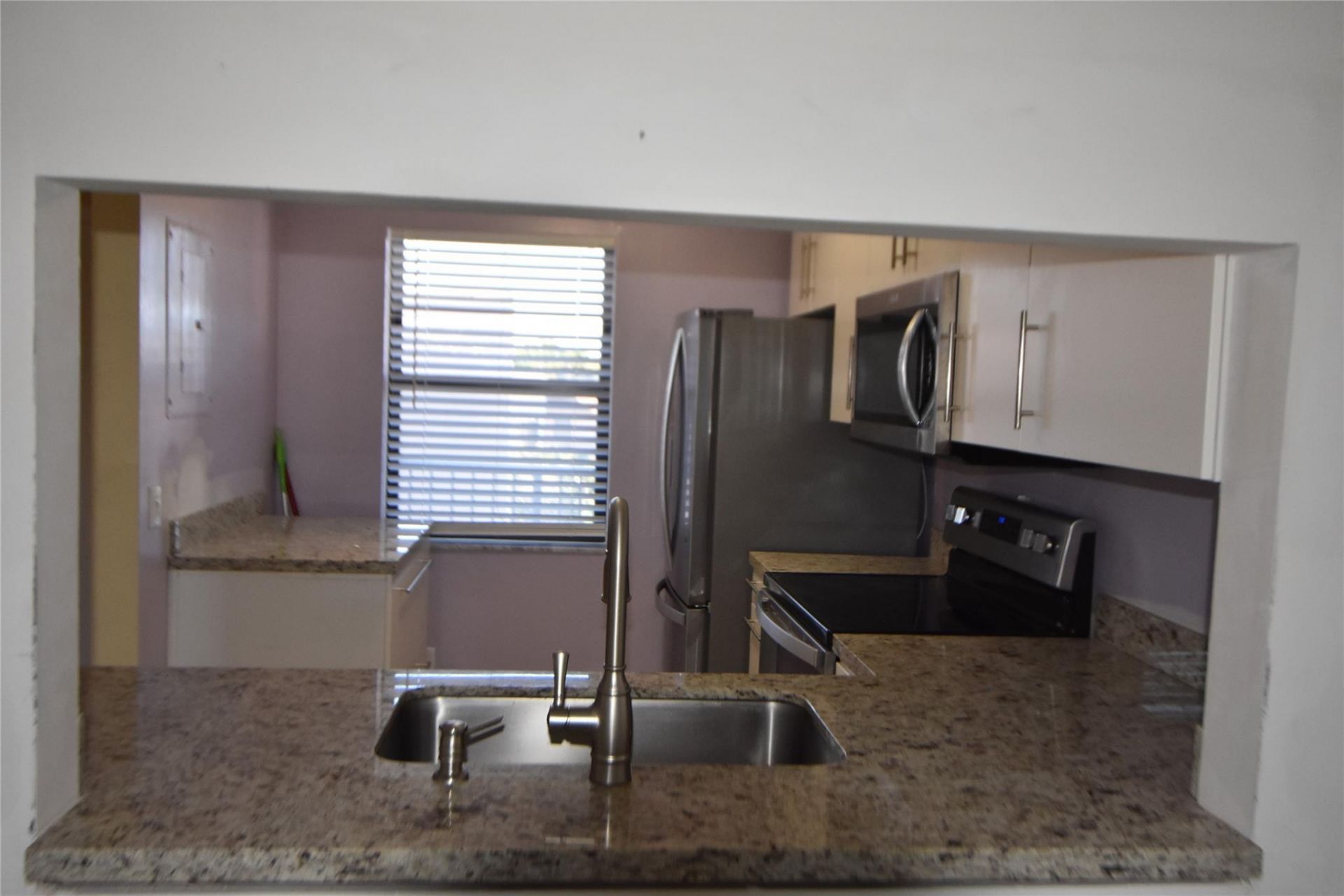 10120 Sunrise Lakes Boulevard, Unit 405, Sunrise, FL 33322 Photo
