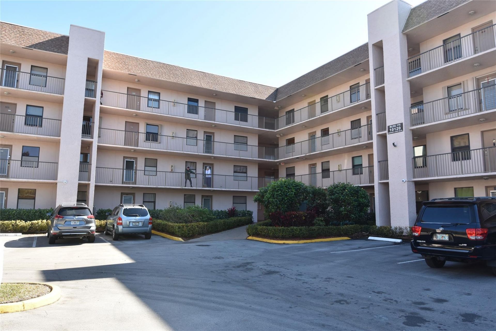 10120 Sunrise Lakes Boulevard, Unit 405, Sunrise, FL 33322 Photo