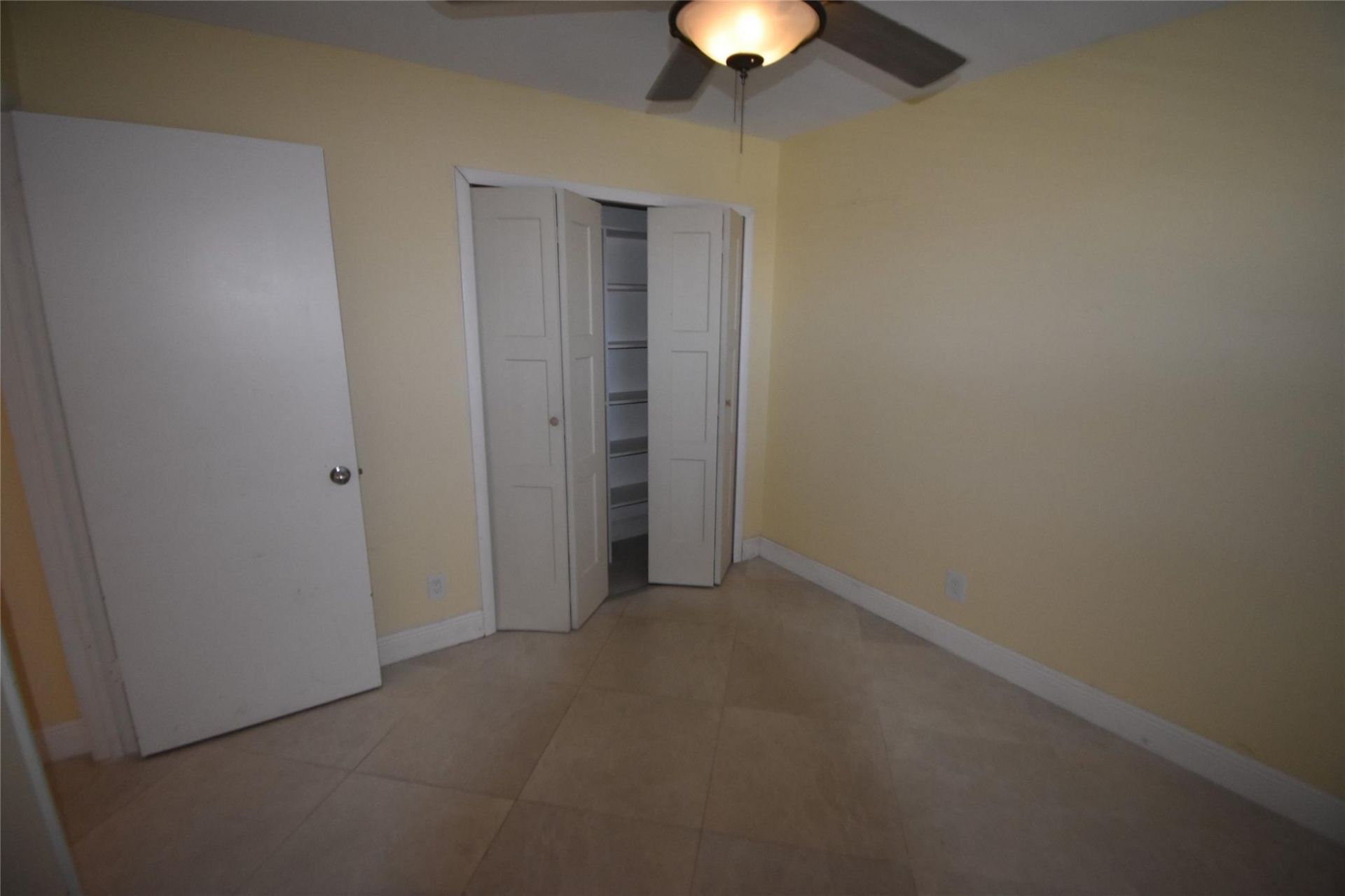 10120 Sunrise Lakes Boulevard, Unit 405, Sunrise, FL 33322 Photo
