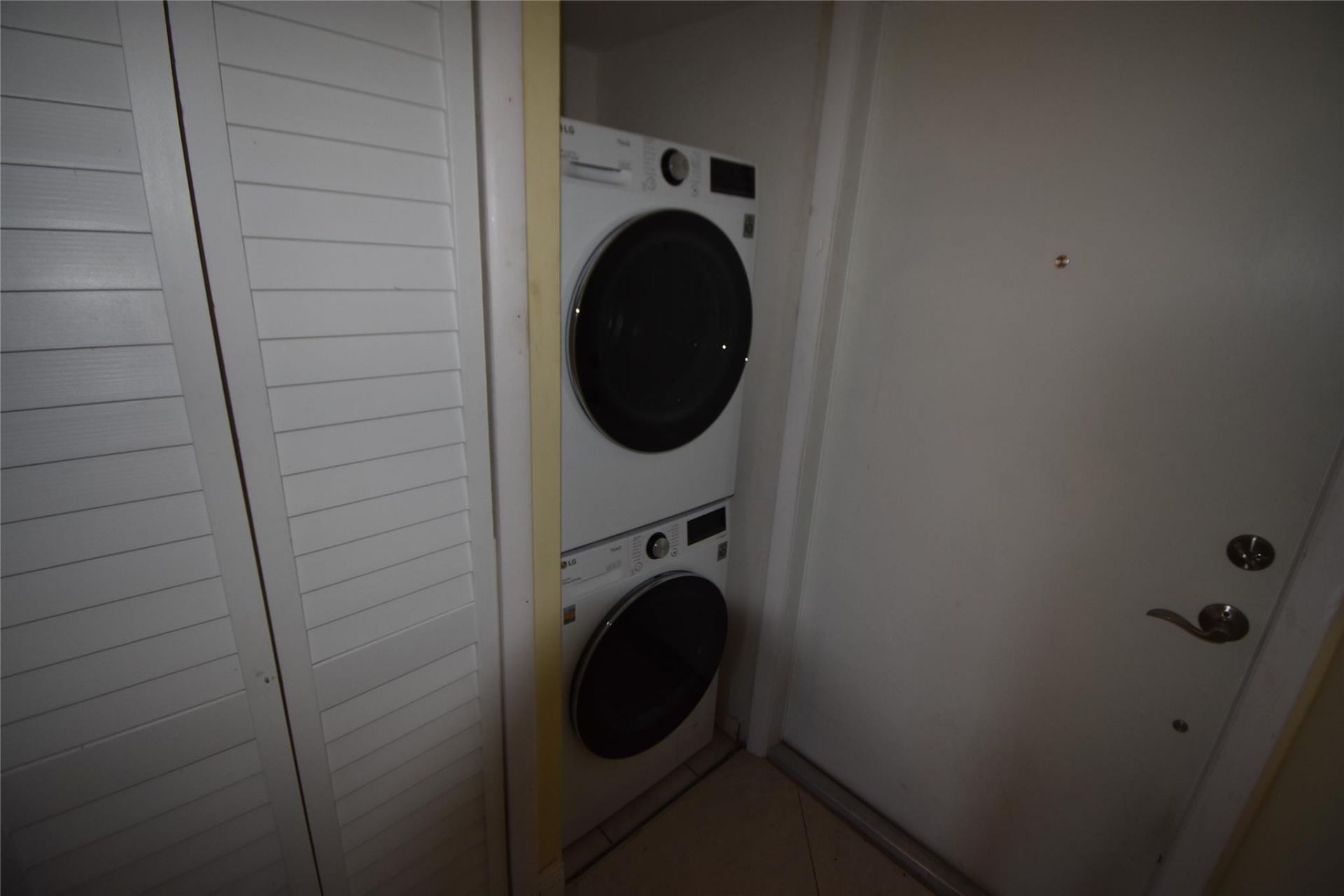 10120 Sunrise Lakes Boulevard, Unit 405, Sunrise, FL 33322 Photo