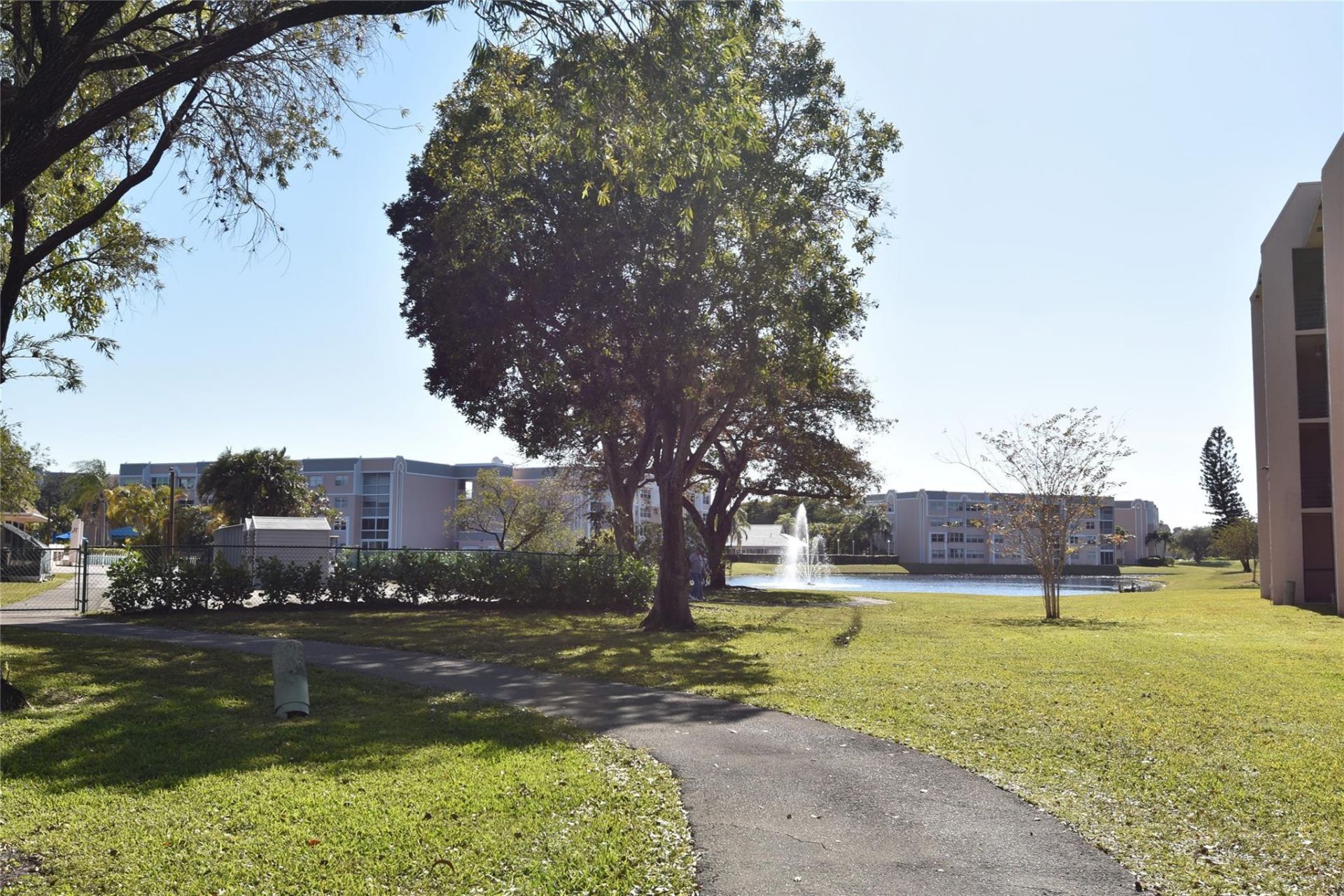 10120 Sunrise Lakes Boulevard, Unit 405, Sunrise, FL 33322 Photo