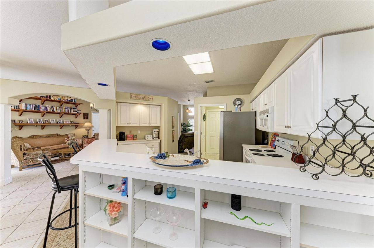 7122 42nd Court E, Sarasota, FL 34243 Photo