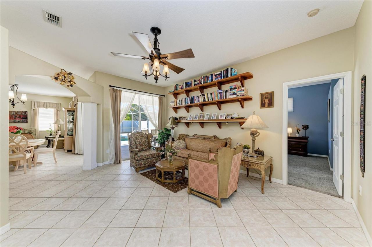 7122 42nd Court E, Sarasota, FL 34243 Photo