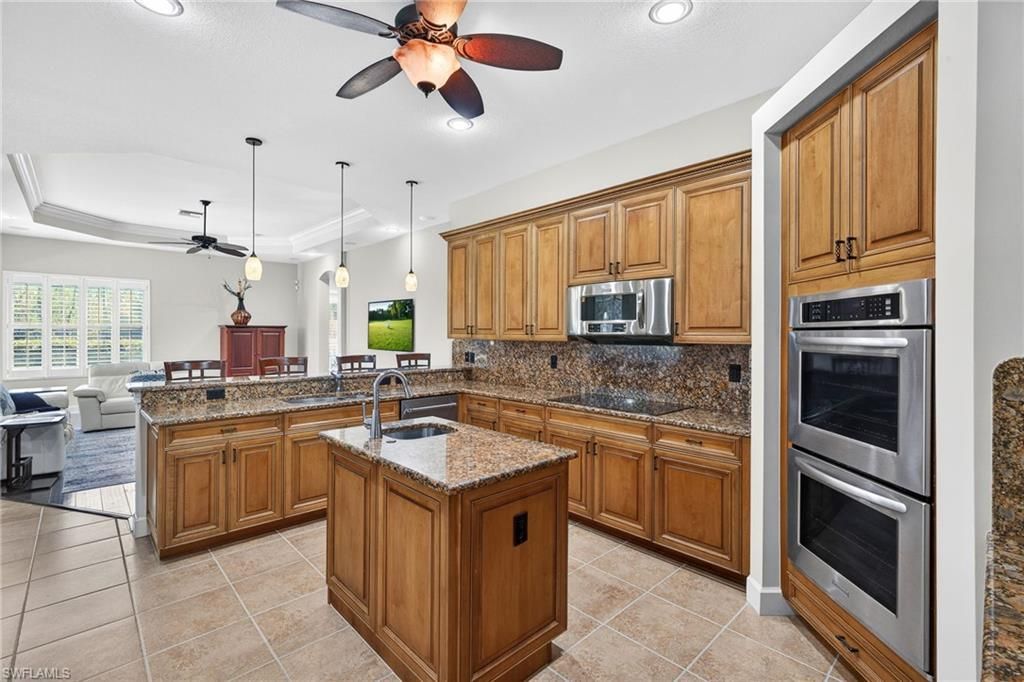 10113 Salisbury Ct, Fort Myers, FL 33913 Photo