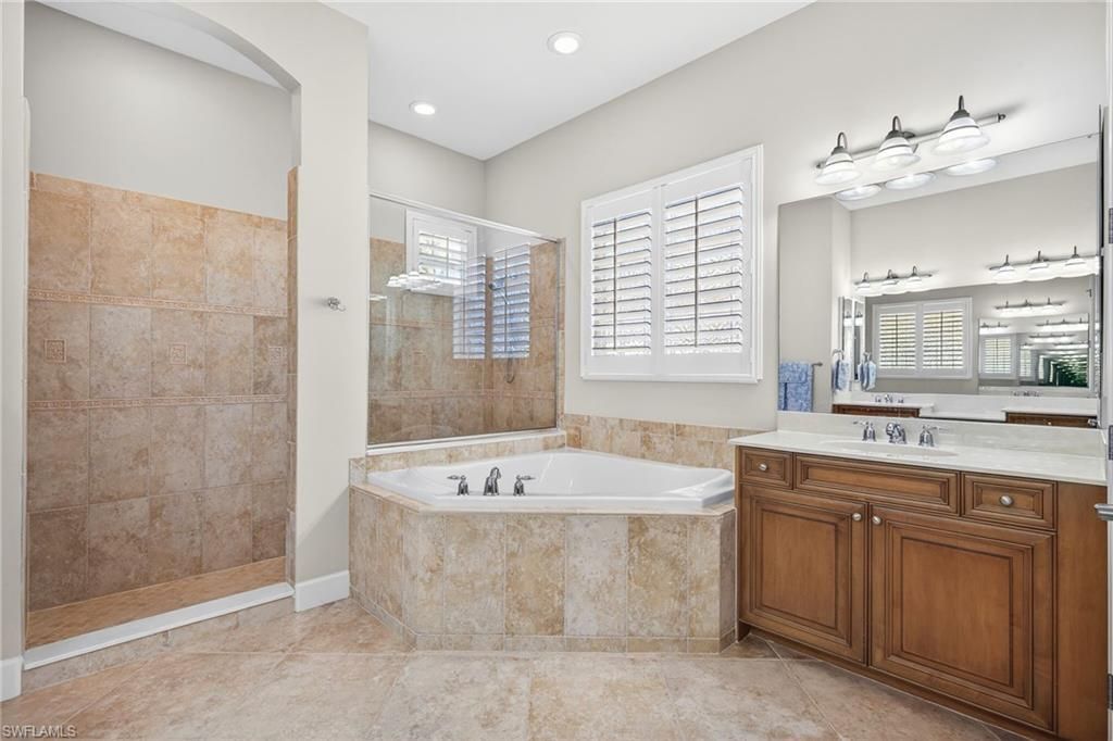 10113 Salisbury Ct, Fort Myers, FL 33913 Photo