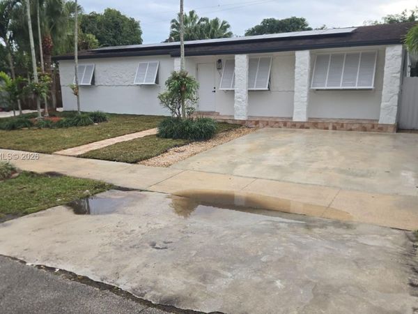 11610 SW 142nd St, Miami, FL 33176