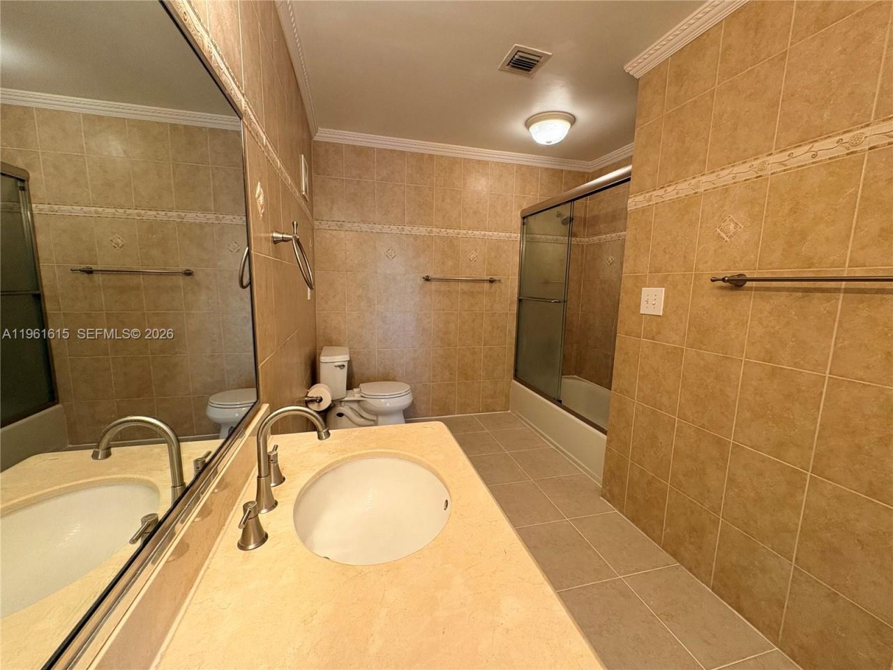 3855 Estepona Ave, Unit 10-D-1, Doral, FL 33178 Photo