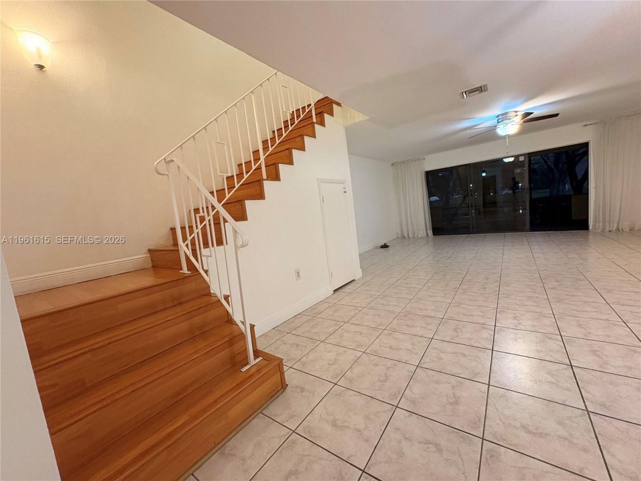 3855 Estepona Ave, Unit 10-D-1, Doral, FL 33178 Photo