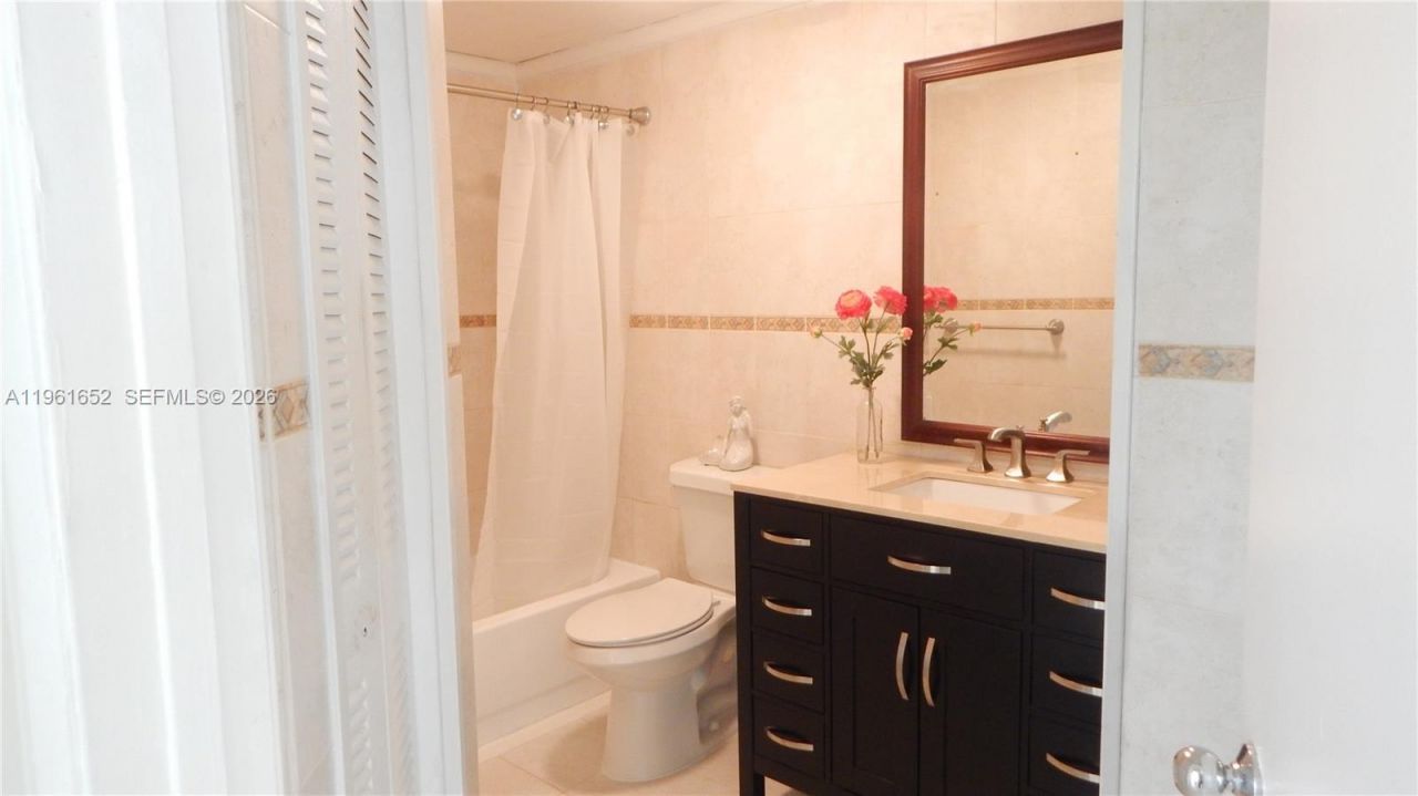 19877 E Country Club Dr, Unit 3104, Aventura, FL 33180 Photo