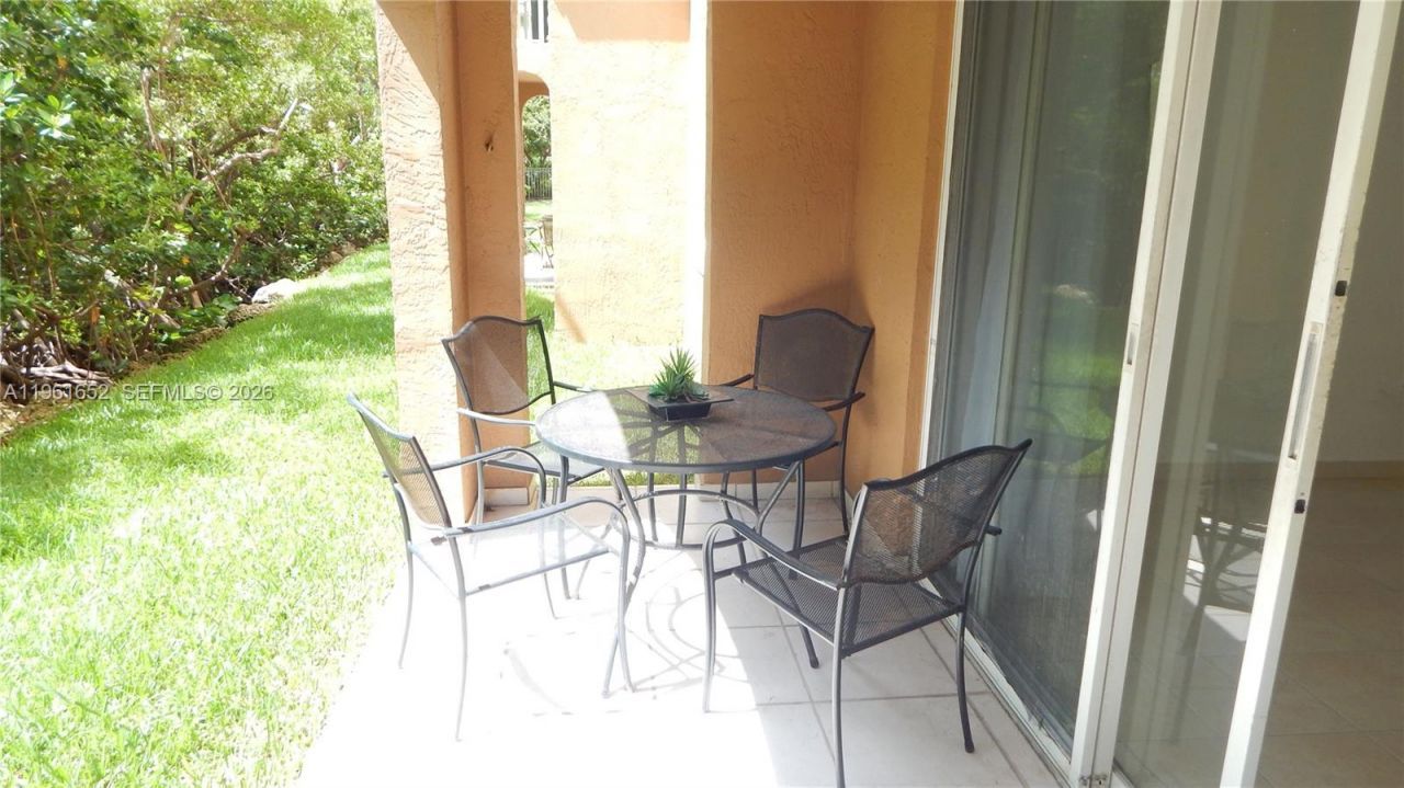 19877 E Country Club Dr, Unit 3104, Aventura, FL 33180 Photo