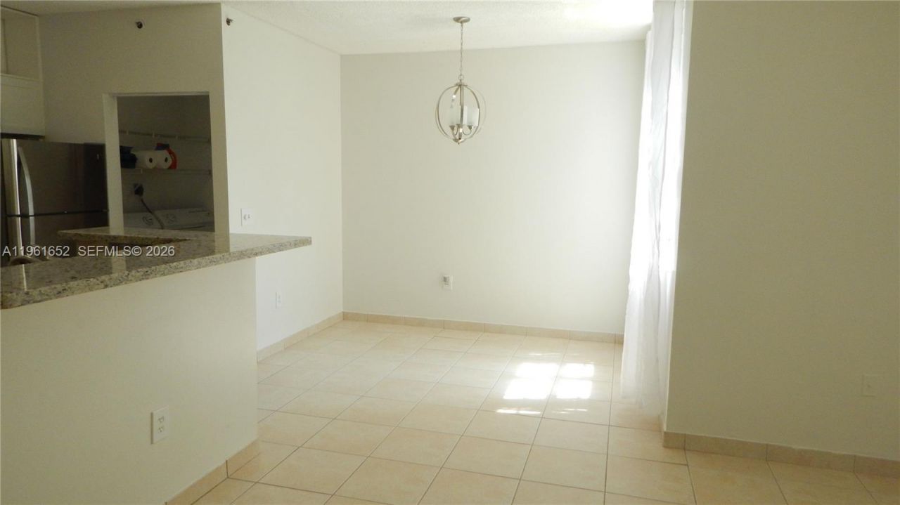 19877 E Country Club Dr, Unit 3104, Aventura, FL 33180 Photo