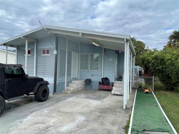 19800 SW 180th Ave UNIT 132, Miami, FL 33187