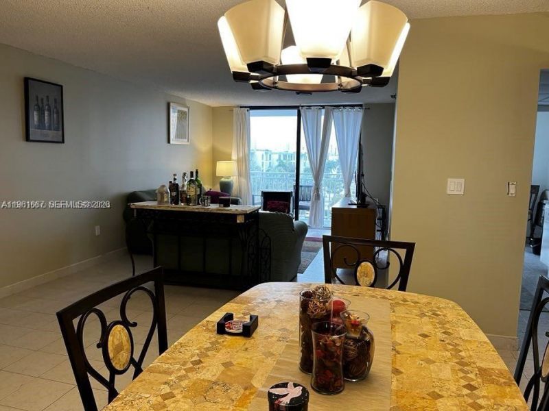 210 174th St , Unit 518, Sunny Isles Beach, FL 33160 Photo
