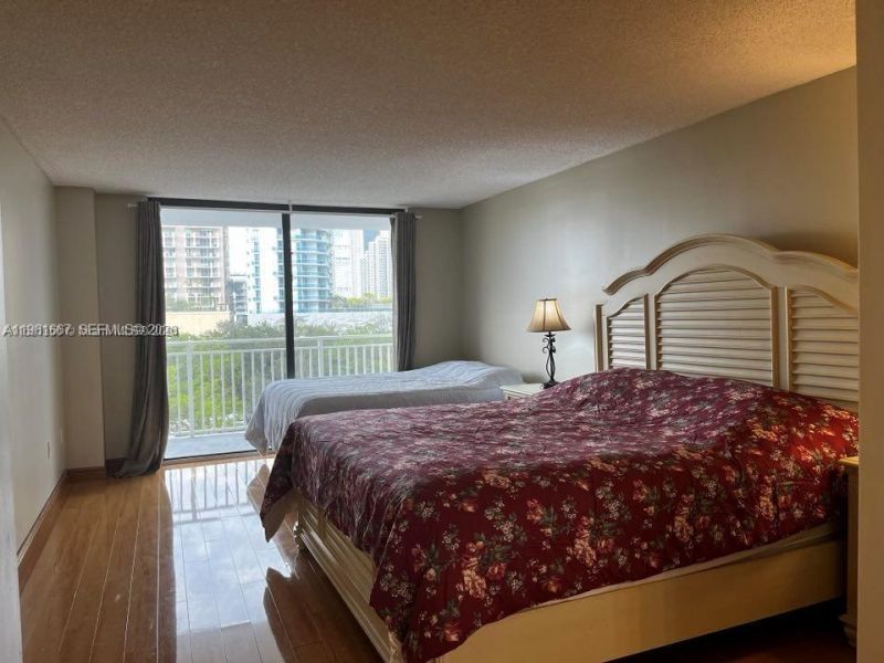 210 174th St , Unit 518, Sunny Isles Beach, FL 33160 Photo