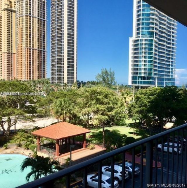 210 174th St , Unit 518, Sunny Isles Beach, FL 33160 Photo