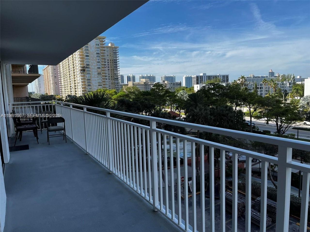 210 174th St , Unit 518, Sunny Isles Beach, FL 33160 Photo