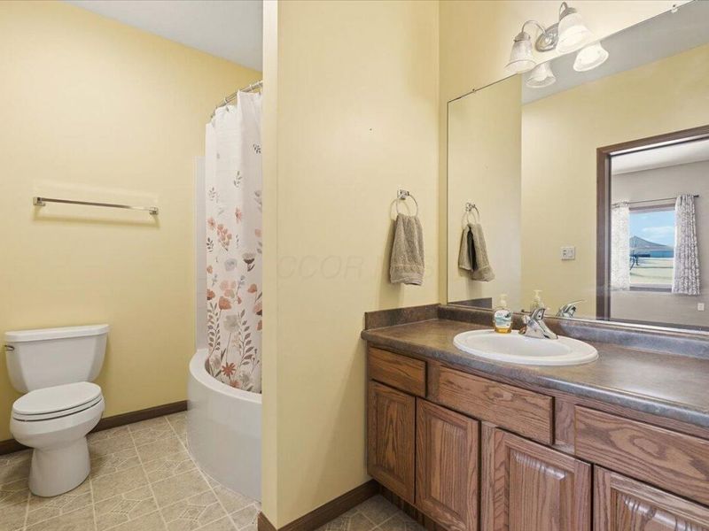 5249 Johnstown Road, Mount Vernon, OH 43050 Photo 16