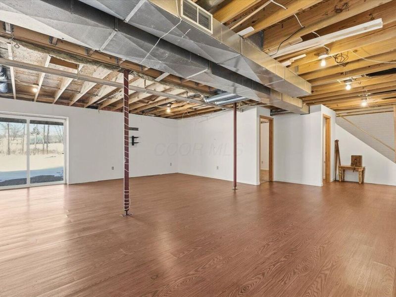 5249 Johnstown Road, Mount Vernon, OH 43050 Photo 21