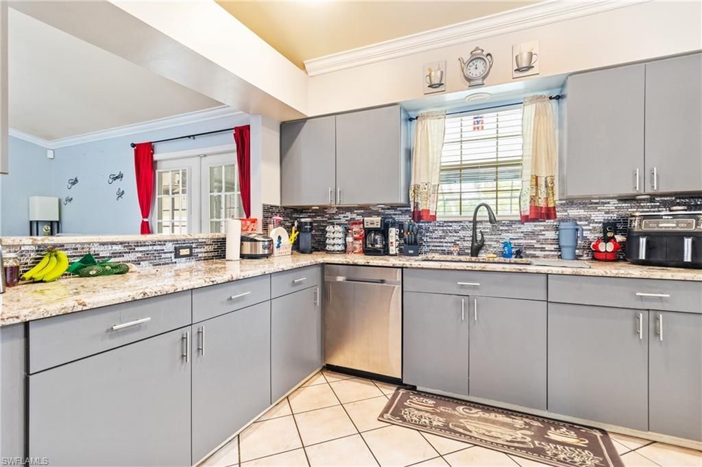 32 Lincoln Ave, Lehigh Acres, FL 33936 Photo