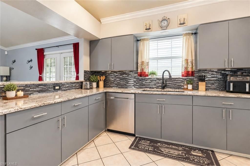 32 Lincoln Ave, Lehigh Acres, FL 33936 Photo