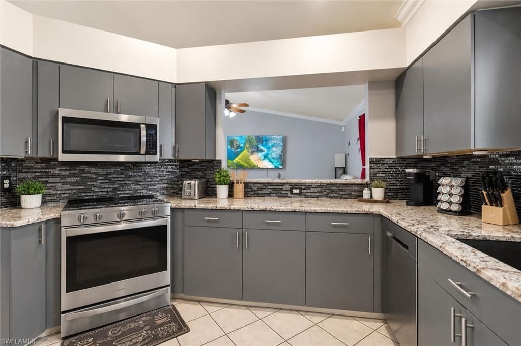 32 Lincoln Ave, Lehigh Acres, FL 33936 Photo