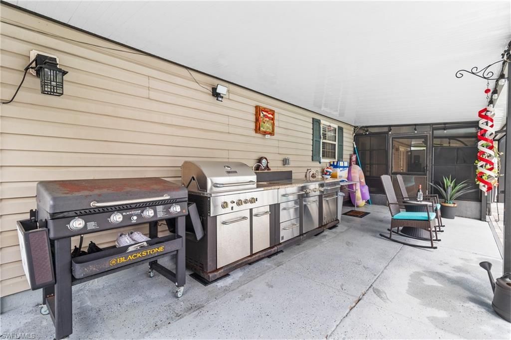 32 Lincoln Ave, Lehigh Acres, FL 33936 Photo