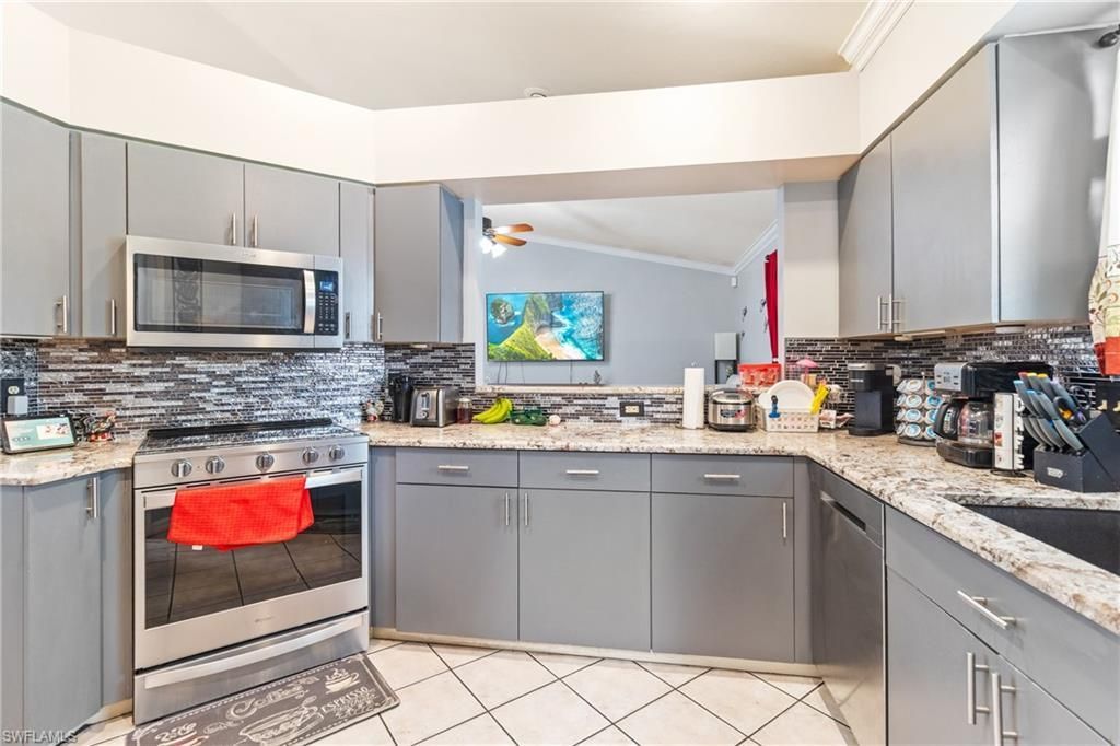 32 Lincoln Ave, Lehigh Acres, FL 33936 Photo