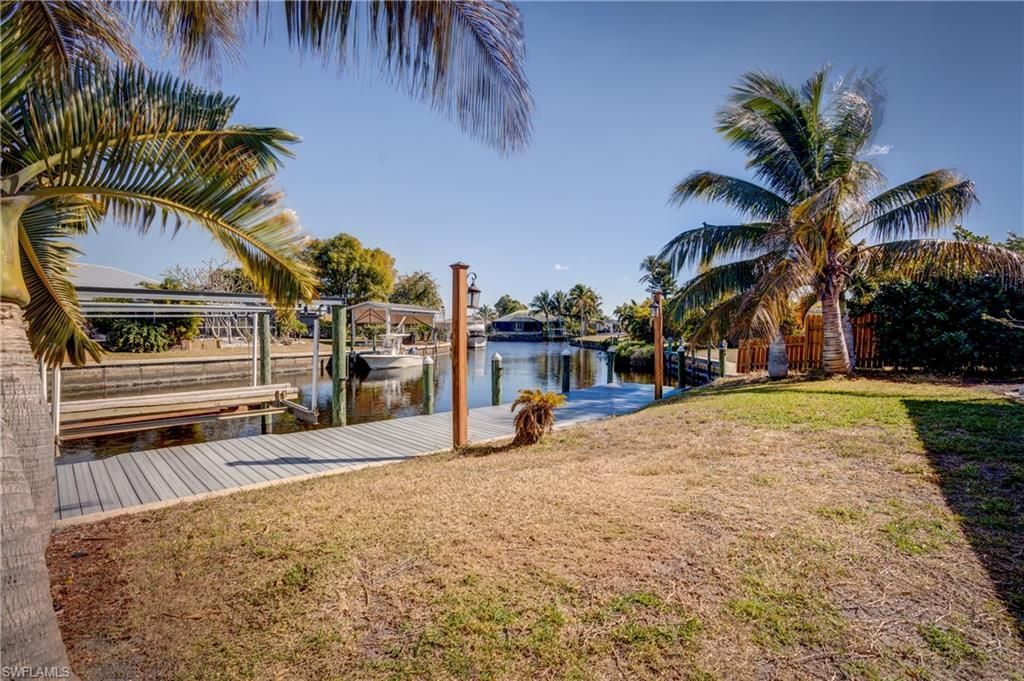 1280 Sunrise Dr, North Fort Myers, FL 33917 Photo