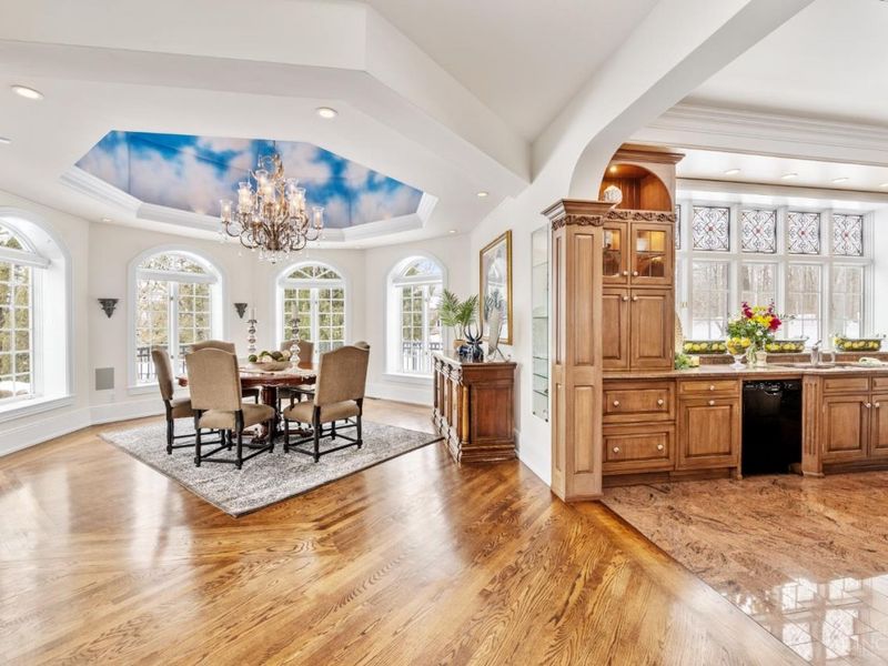 8500 Kugler Mill Road, Indian Hill, OH 45243 Photo 12