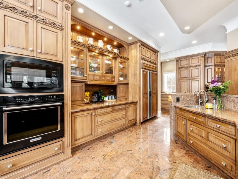 8500 Kugler Mill Road, Indian Hill, OH 45243 Photo 14