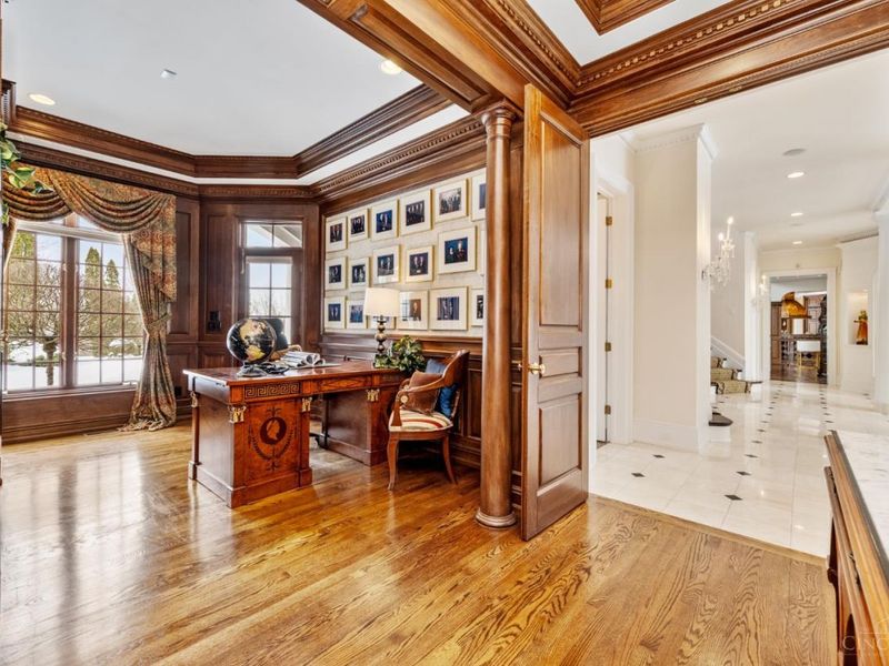 8500 Kugler Mill Road, Indian Hill, OH 45243 Photo 17