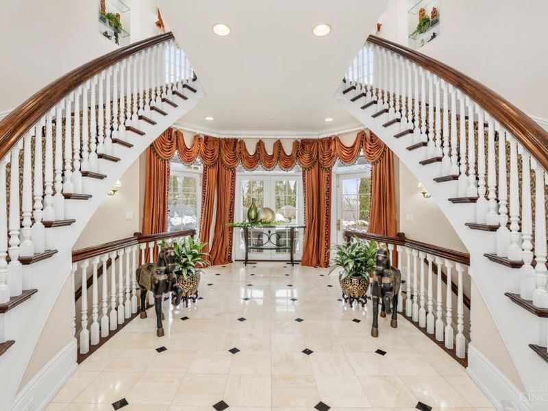 8500 Kugler Mill Road, Indian Hill, OH 45243 Photo 26