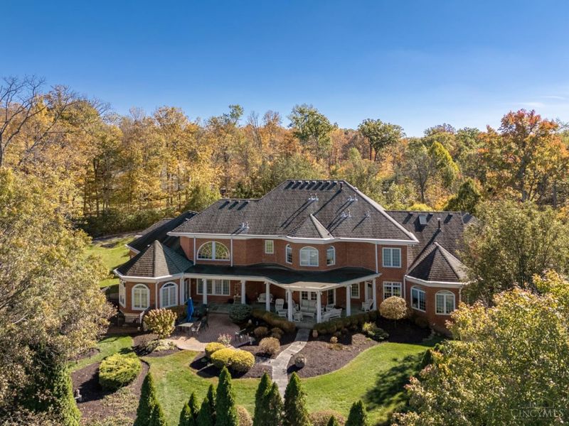 8500 Kugler Mill Road, Indian Hill, OH 45243 Photo 3