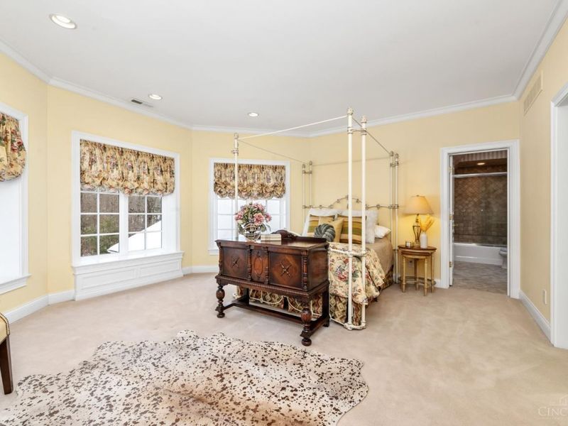 8500 Kugler Mill Road, Indian Hill, OH 45243 Photo 30